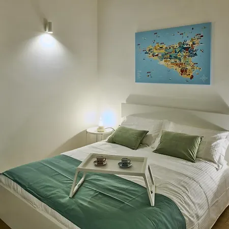 Melpomene E Talia Apartman Szirakúza