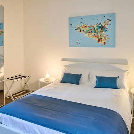 Melpomene E Talia Szirakúza